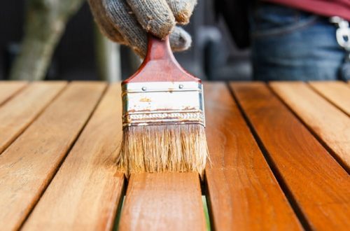 Hoe houten tuinmeubilair te onderhouden